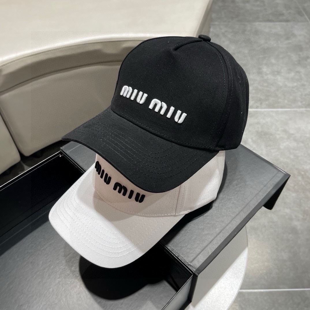 Miu Miu Caps